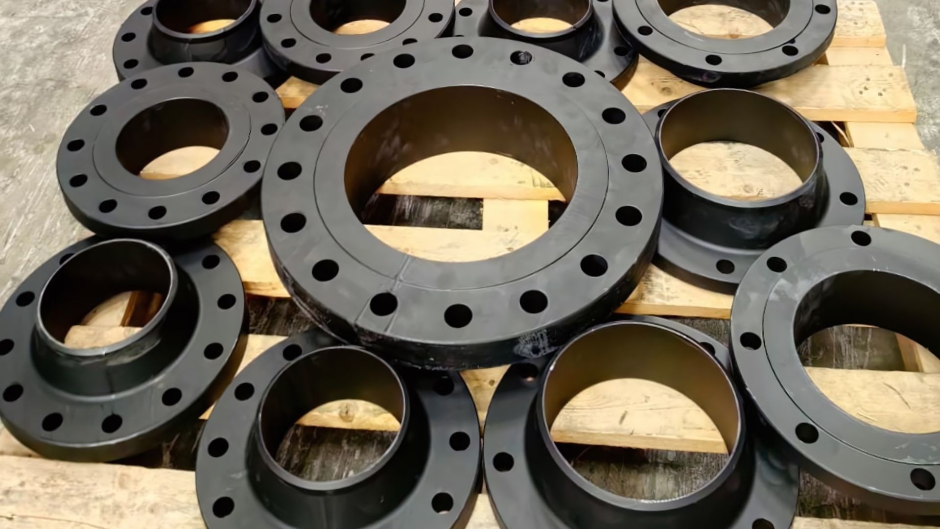 Carbon Steel Flanges and Fittings